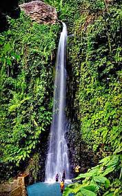 Sangat cocok untuk wallpaper dan sebagai referensi tempat wisata alam terbaik di objek pemandangan yang indah dapat meliputi pegunungan, sungai, danau, air terjun, taman bunga, pantai, laut dan berbagai objek menarik lainnya. Rute Menuju Air Terjun Curug Sarmun Eloratour