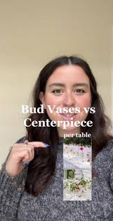 How Many Bud Vases Per Table Wedding
