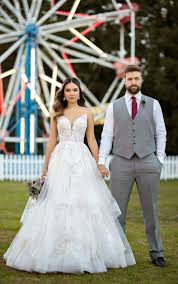 When it comes to finding your dream wedding dress, you'll be spoilt for choice! 6 Stunning Essense Of Australia Gowns You Can T Miss Dress Gallery