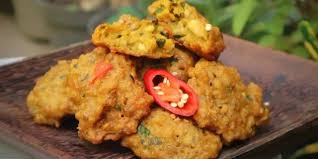 Keberadaannya semakin dikenal karena cara pengolahannya yang sangat mudah dan dapat dijadikan berbagai resep masakan. 15 Resep Dan Cara Membuat Bakwan Renyah Dari Berbagai Bahan Merdeka Com