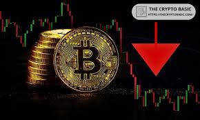 Bitcoin Price Risks Crash to $10K, Says Bloomberg Analyst