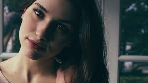 Fulton portrayed a young melinda gordon on ghost whisperer, haley farrell in bones, and young natalie wood in the mystery of natalie wood. News Grace Fulton Pode Entrar Para O Elenco De Shazam Reino Literario Br