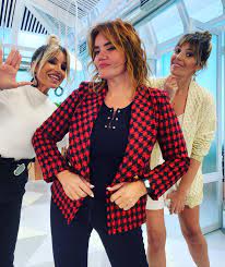 Si bien asegura que sus hijas están muy conformes con su desempeño en las hornallas, la periodista confesó qué es lo único que las adolescentes, de 17 y 19 años, le pidieron: Nancy Pazos Facebook