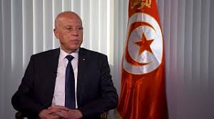 Ayrıca milletvekillerinin dokunulmazlıklarını da askıya aldı. Tunus Cumhurbaskani Said Yasa Disi Gocun Gercek Nedenleri Arastirilmali Euronews