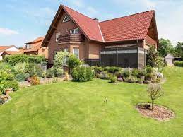 Ruhiger geht es in den immobilien der randbezirke zu. Haus Kaufen In Husum Immobilienscout24