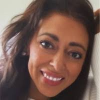 Tara Lovell's Instagram, Twitter & Facebook