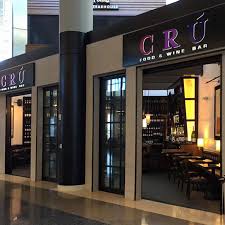 It has information on flights and ground transportation as well as some complete entries for food and. Dfw International Airport Cru Food Wine Bar