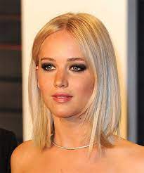 Jennifer Lawrence Straight Blonde Bob Kurze Gerade Frisuren Hellblond Bob Frisur