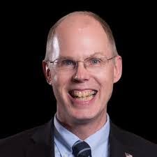 Lisa Stiffler's Instagram, Twitter & Facebook