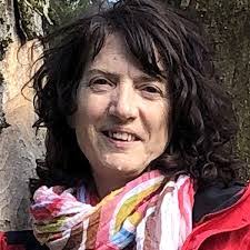 Christine Reiter's Instagram, Twitter & Facebook