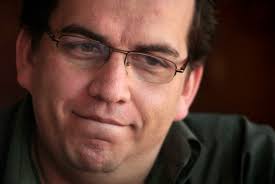 Irritar a uno de estos dinosaurios políticos es un logro"