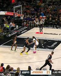 Big shots. Huge plays. Unreal moments. Run back our favorite plays from the 2025 Finals ⏮️ #WelcometotheW