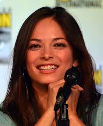 Beauty And The Beast Season 4 Episode 4 Spoilers Something S Gotta Give Catherine Pregnant With Vincent S Baby Vincent Uncovers Bounty Hunter S Identity Econotimes