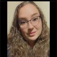 Gloria Coen's Instagram, Twitter & Facebook