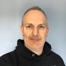 Scott Macgregor's Instagram, Twitter & Facebook