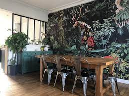 Salle à manger (photo) la tapisserie, rideaux et déco resteront comme ça, par contre les meubles sont de la récup,pour en acheter d'autre il faut se mettre d'accord, foncé ou clair? Ma Decoration De Salle A Manger Des Idees A Prendre Ciloubidouille