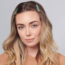 Haircut numbers and hair clipper sizes are important to understand if you're getting a haircut at a barbershop. 7 Chic And Stylish Ways To Wear Hair Accessories L Ange Hair