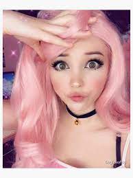 Belle Delphine breaks the internet on New Year's Day ft. Dream,  GeorgeNotFound and more