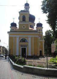Кафедральний собор покрова пресвятої богородиці і придільна церква св. Spivkatedralnij Sobor Uspinnya Presvyatoyi Bogorodici V Chernivcyah Patriarshij Palomnickij Centr Ugkc