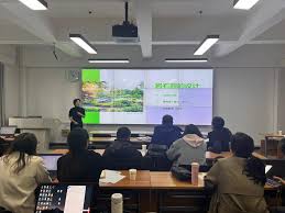 我院举办2023年青年教师教学比赛-建筑城规学院