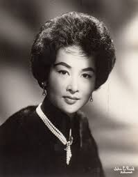 Julia Wong Kwan Obituary 2013