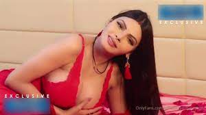 Sherlyn chopra 1 pussy licked by bf