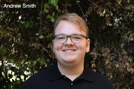 Each month the LHS Executive Board selects someone to featured as the  “Singer Spotlight.” This person demonstrates consistent positivity and  politeness. They are always willing to help out, they come into rehearsals