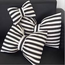 Black And White Striped Ribbon Bow Find More Cushion Information About Toys Kids Bowknot Bow Pillows Black And White Striped Neck Pillow Deco Podushki S Bantikami Dizajn Podushki Podushki
