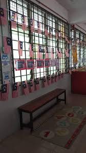 Hari kemerdekaan indonesia adalah saat yang tepat bagi anak anda untuk menumbuhkan semangat nasionalisme dan rasa cinta tanah air. Pertandingan Hiasan Sekolah Kebangsaan Jalan Bellamy Facebook