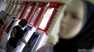 Lengkap! Ini Daftar Biaya di ATM Link, Bersama, Prima, & Alto