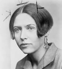 Finding Evelyn Scott