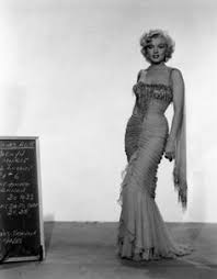 3 what kind of clothes do you wear when you go somewhere special? 10 Shakira Ideas Shakira Shaki Shakira Mebarak