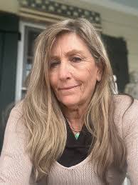 Karen Novotny's Instagram, Twitter & Facebook