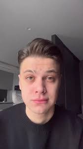 Diana Bai's Instagram, Twitter & Facebook