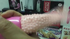 Liếm ngậm lồn múp ướt át