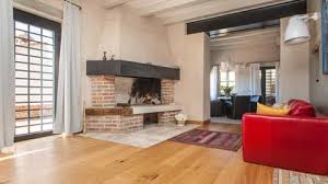 Rot passt nicht nur zu hellen wandfarben: Farbiges Sofa Perfekt Kombinieren Zuhause Bei Sam