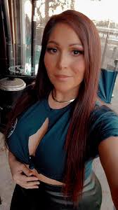 𝓑𝓮𝓵𝓵𝓪 𝓜𝓾𝓳𝓮𝓻𝓮𝓼