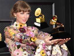 Much like other award shows this year, the 2021 grammys took on a new look, one that featured way less people but kept an abundance of live performers. 2021 Grammys The Best Dressed Stars From Harry Styles To Lizzo Evening Standard