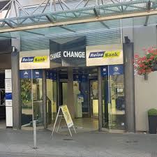 Their 8 branches in berlin, including one at berlin schönefeld airport, are a trustworthy address to buy euros in the capital city of germany. Reisebank Ag In Krefeld 47798 Konigstrasse 135 Meinestadt De Telefonnummer Adresse