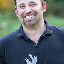 Daniel Schwieger's Instagram, Twitter & Facebook