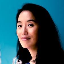 Victoria Simoni's Instagram, Twitter & Facebook