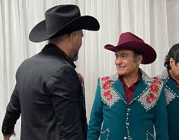 Un más para el Recuerdo con Marco Antonio Soliz @marcoantoniosolis_oficial  muchas bendiciones