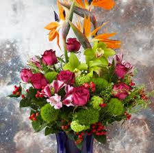 Gather small photos of the. How To Arrange Flowers In A Vase Like A Top Florist