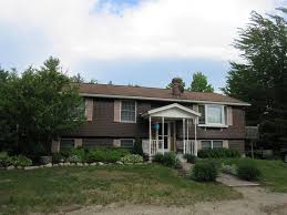 View pictures, check zestimates, and get scheduled for a tour of some luxury listings. Shelburne Nh Real Estate Homes For Sale Trulia