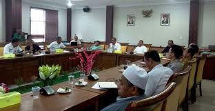 May 30, 2020 · lowongan kerja pt smoe indonesia (sembcorp marine ltd) semua jurusan d3. Buang Limbah Dprd Batam Gelar Rdp Bersama Tiga Perusahaan Page Metro Kepri