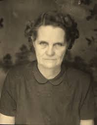 Daniel Lykins's Instagram, Twitter & Facebook