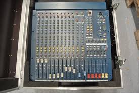 Actuellement, la plupart des enregistrements se font au format numérique et pour cause. Allen Heath Wizard Table De Mixage Flycase Allen Heat Wizard A 790 73230 Barby Savoie Rhone Alpes Annonces Achat Vente Materiel Professionnel Neuf Et Occasion Tables Consoles De Mixage