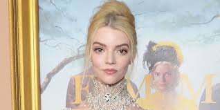 Anya Taylor-Joy Spotted Packing