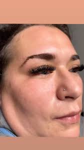 Volume set is so cute 🤍, ., ., ., #lashesonfleek #volumelash #lashset  #lashtech #lacrosselashes #laxlashes #wisconsinlashes #exploremore #fyp