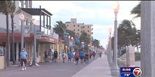2.2 mile long pedestrian promenade, combined with dramatic coastal views of hollywood beach. Hollywood Beach Broadwalk Reopens As County Leaders Discuss Potential Reopening On Monday Wsvn 7news Miami News Weather Sports Fort Lauderdale